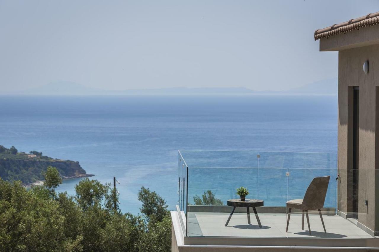 Sun N Sea Kefalonia Villa Livathos  エクステリア 写真