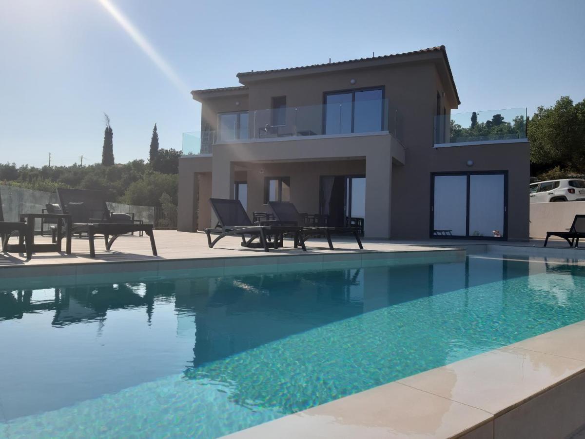 Sun N Sea Kefalonia Villa Livathos  エクステリア 写真